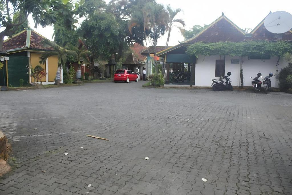 Hotel Batik Yogyakarta Eksteriør billede