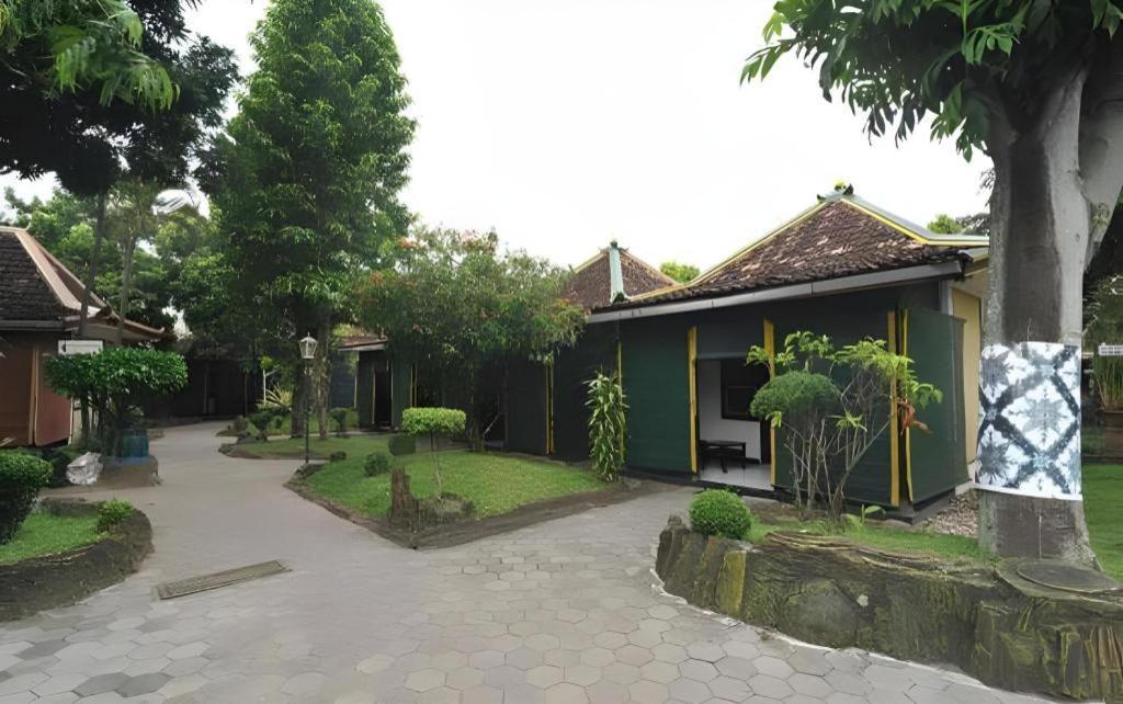 Hotel Batik Yogyakarta Eksteriør billede