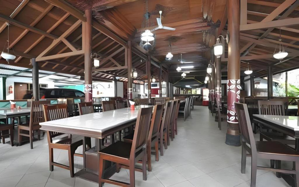 Hotel Batik Yogyakarta Eksteriør billede