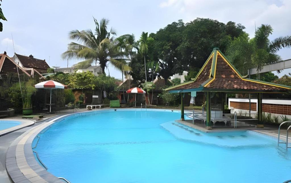 Hotel Batik Yogyakarta Eksteriør billede